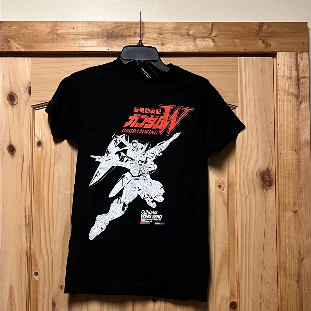 NWT Hot Topic Black Gundam Wing Zero Graphic Tee XS